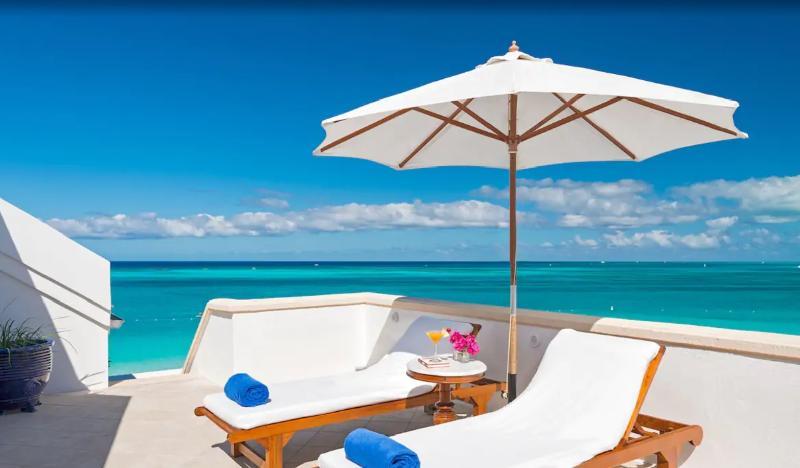 Point Grace Hotel Grace Bay Exterior photo